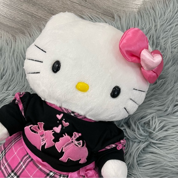 BUILD A BEAR|HELLO KITTY heart bow w/plaid Scotty dog outfit & skecher sneakers - Picture 2 of 15
